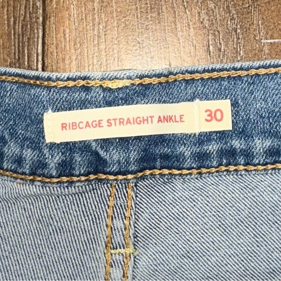 LEVI'S HIGH WAISTED RIBCAGE STRAIGHT ANKLE BLUE JEANS Sz 30 - Picture 6 of 11